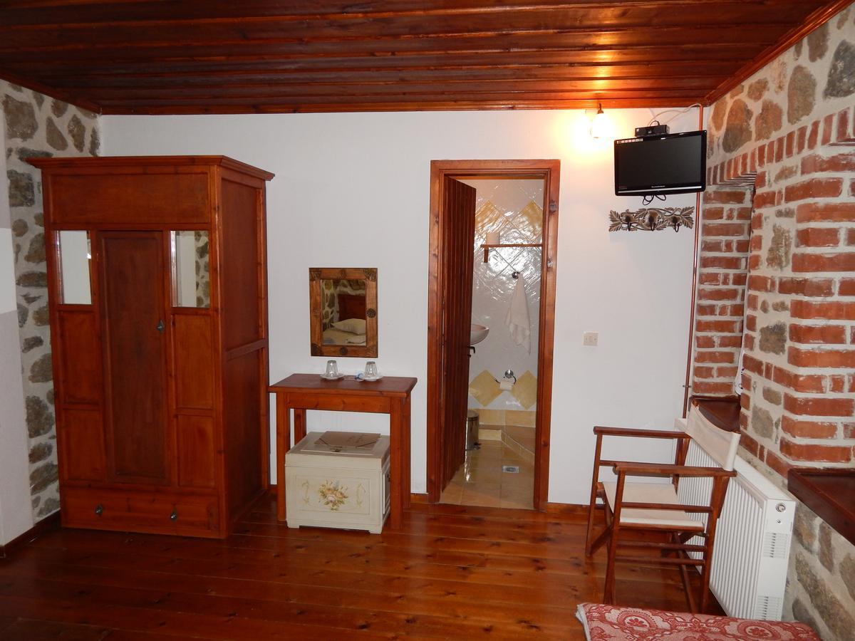 Ξενώνας Αριάδνη - Guesthouse Ariadni Lemos Exterior foto